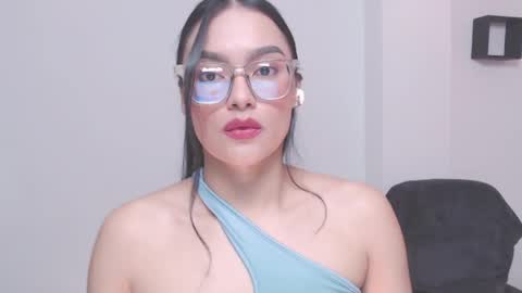 Snapshot of eve_rox18 chatting on April 2026 08:11:02 PM Eve Rox18 online show from April 2026 08:11:02 PM