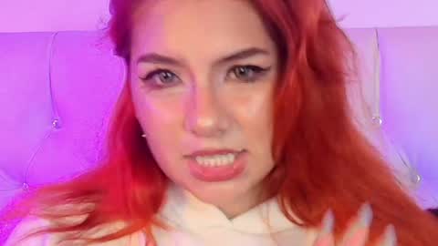 Martina Soler  online show from April 2026 03:52:01 PM