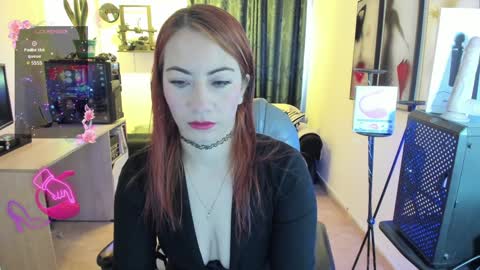 Evee online show from January 2025 01:30:01 PM