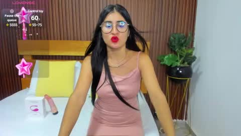 BELLA online show from February 2025 12:06:02 PM