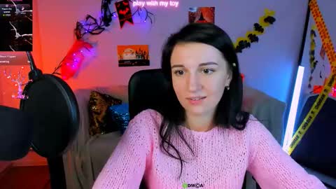 evelina online show from October 2025 10:32:02 AM