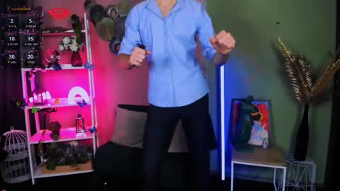 evelina online show from November 2025 07:16:02 PM