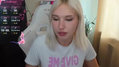 Evelina online show from June 2026 01:32:02 AM