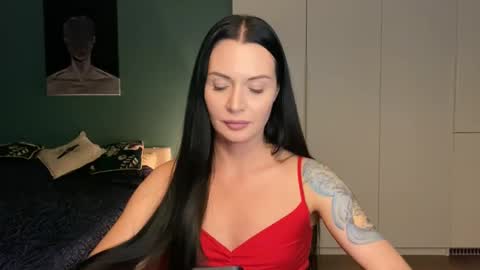 your Love online show from October 2025 08:17:02 PM