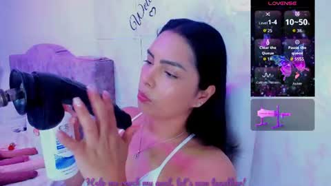 Snapshot of evelinn_belen chatting on June 2026 11:58:01 AM Evelinn belen online show from June 2026 11:58:01 AM