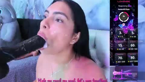 Snapshot of evelinn_belen chatting on July 2026 01:50:01 PM Evelinn belen online show from July 2026 01:50:01 PM
