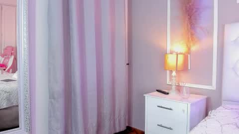 Snapshot of evelyn__ebony chatting on December 2024 11:29:02 AM evelyn ebony online show from December 2024 11:29:02 AM