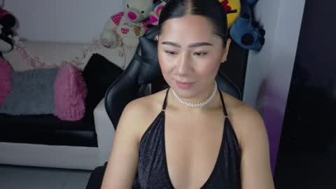 Evelyn online show from October 2025 10:47:02 AM