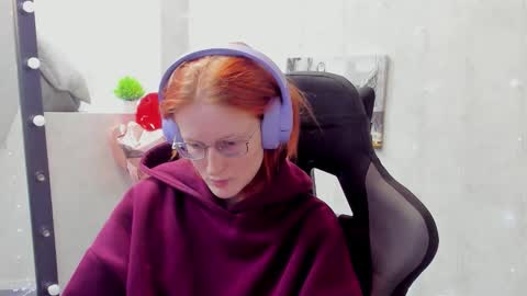 Snapshot of evelyn_fuller chatting on March 2026 03:29:02 PM Elizabeth online show from March 2026 03:29:02 PM