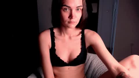 Evelyn online show from September 2025 03:46:01 PM