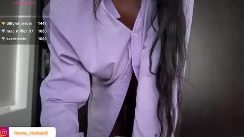 E V E L Y N  online show from March 2025 03:07:01 PM