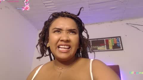 Evelyn Sandoval online show from January 2025 03:31:02 AM