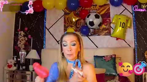 Snapshot of evelynagrey chatting on June 2026 09:57:02 AM EvelynaGrey online show from June 2026 09:57:02 AM