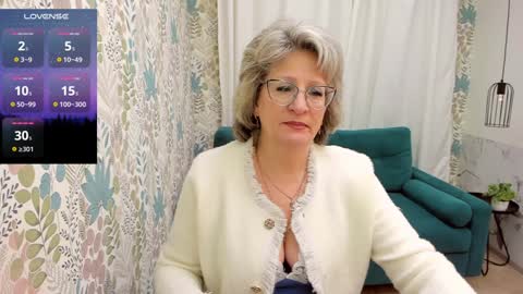 Snapshot of evelynblissful chatting on February 2025 08:18:02 AM Evelyn online show from February 2025 08:18:02 AM