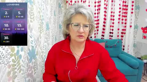 Snapshot of evelynblissful chatting on February 2025 06:31:01 AM Evelyn online show from February 2025 06:31:01 AM