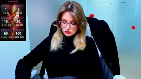 evelyne_rose online show from February 2025 06:24:02 AM