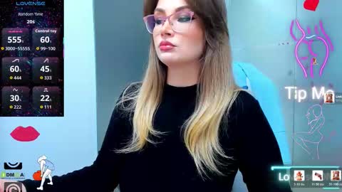 evelyne_rose online show from December 2025 05:05:01 AM