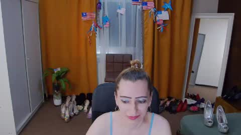 Snapshot of evelynreagan chatting on July 2026 12:48:02 PM evelynreagan online show from July 2026 12:48:02 PM