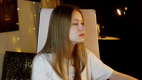 Snapshot of evemundie chatting on March 2026 11:06:01 AM Eve online show from March 2026 11:06:01 AM