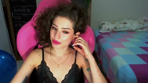 eveonly online show from December 2024 11:27:02 PM