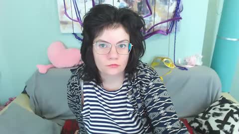 Everly online show from December 2024 01:39:01 AM