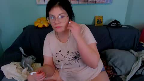 Everly online show from March 2026 06:34:01 PM