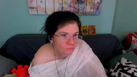 Everly online show from March 2026 04:29:01 AM