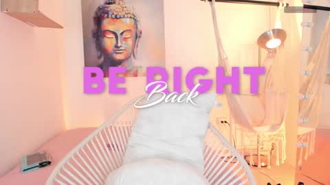 Sophia online show from January 2025 07:10:01 PM