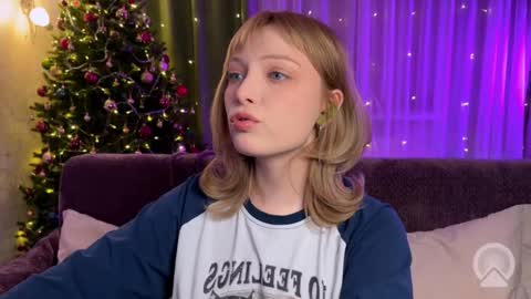 Snapshot of eves_eyes chatting on January 2026 11:36:02 AM Forget me not eve on CB online show from January 2026 11:36:02 AM
