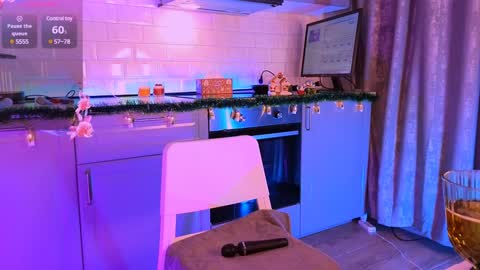      Help me us to make 55 thumbs up  online show from January 2025 04:29:01 AM