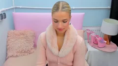 Eve online show from October 2025 03:45:01 PM