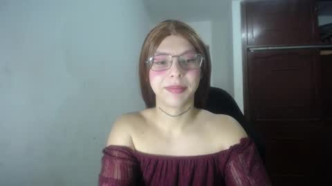 Snapshot of evi_kitty chatting on March 2026 12:28:01 PM Evi online show from March 2026 12:28:01 PM
