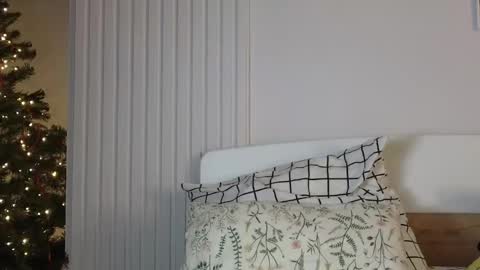 Snapshot of evi_woow chatting on December 2024 07:16:02 PM evi_woow online show from December 2024 07:16:02 PM