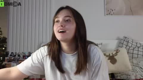 Snapshot of evi_woow chatting on December 2024 08:04:01 PM evi_woow online show from December 2024 08:04:01 PM