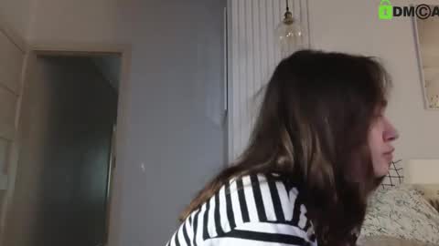 Snapshot of evi_woow chatting on February 2025 09:48:02 PM evi_woow online show from February 2025 09:48:02 PM