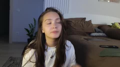 Snapshot of evi_woow chatting on September 2025 09:47:02 PM evi_woow online show from September 2025 09:47:02 PM