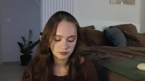 Snapshot of evi_woow chatting on September 2025 09:04:01 PM evi_woow online show from September 2025 09:04:01 PM