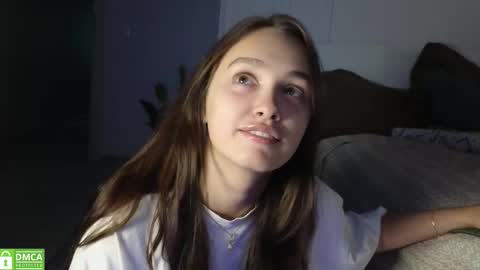 Snapshot of evi_woow chatting on September 2025 07:28:01 PM evi_woow online show from September 2025 07:28:01 PM