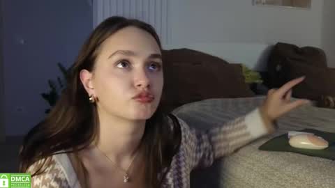 Snapshot of evi_woow chatting on October 2025 09:12:02 PM evi_woow online show from October 2025 09:12:02 PM