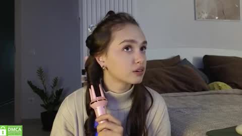 Snapshot of evi_woow chatting on October 2025 10:32:02 PM evi_woow online show from October 2025 10:32:02 PM