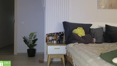 Snapshot of evi_woow chatting on November 2025 08:51:01 PM evi_woow online show from November 2025 08:51:01 PM