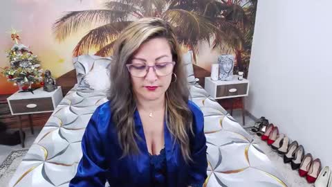 Evia online show from December 2024 09:23:02 PM