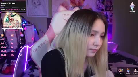 Evie online show from December 2024 11:52:02 PM