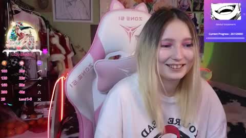 Evie online show from December 2024 11:44:02 PM