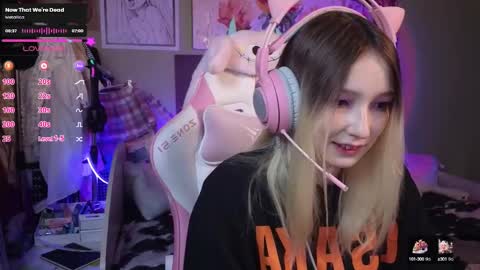 Evie online show from February 2025 08:28:01 PM