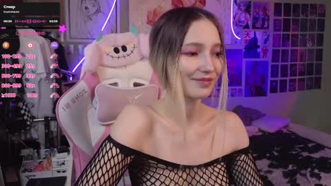 Evie online show from March 2025 10:38:02 AM