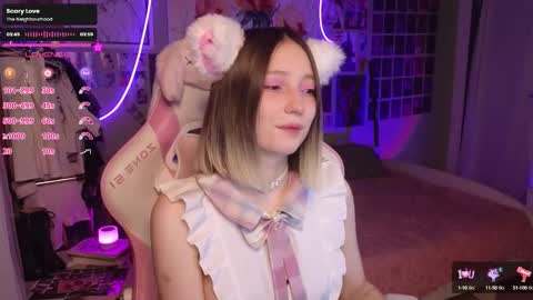 Evie online show from October 2025 09:11:01 PM