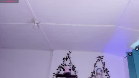 Snapshot of evieh1_ chatting on July 2026 07:01:02 PM Ivi Alejandra online show from July 2026 07:01:02 PM