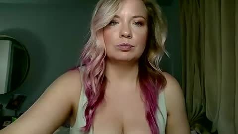 evilkitty_23 online show from July 2026 08:15:02 PM