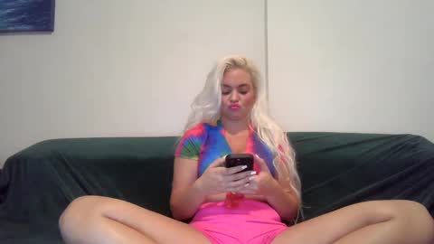 Badblondebunny online show from December 2024 10:53:01 PM